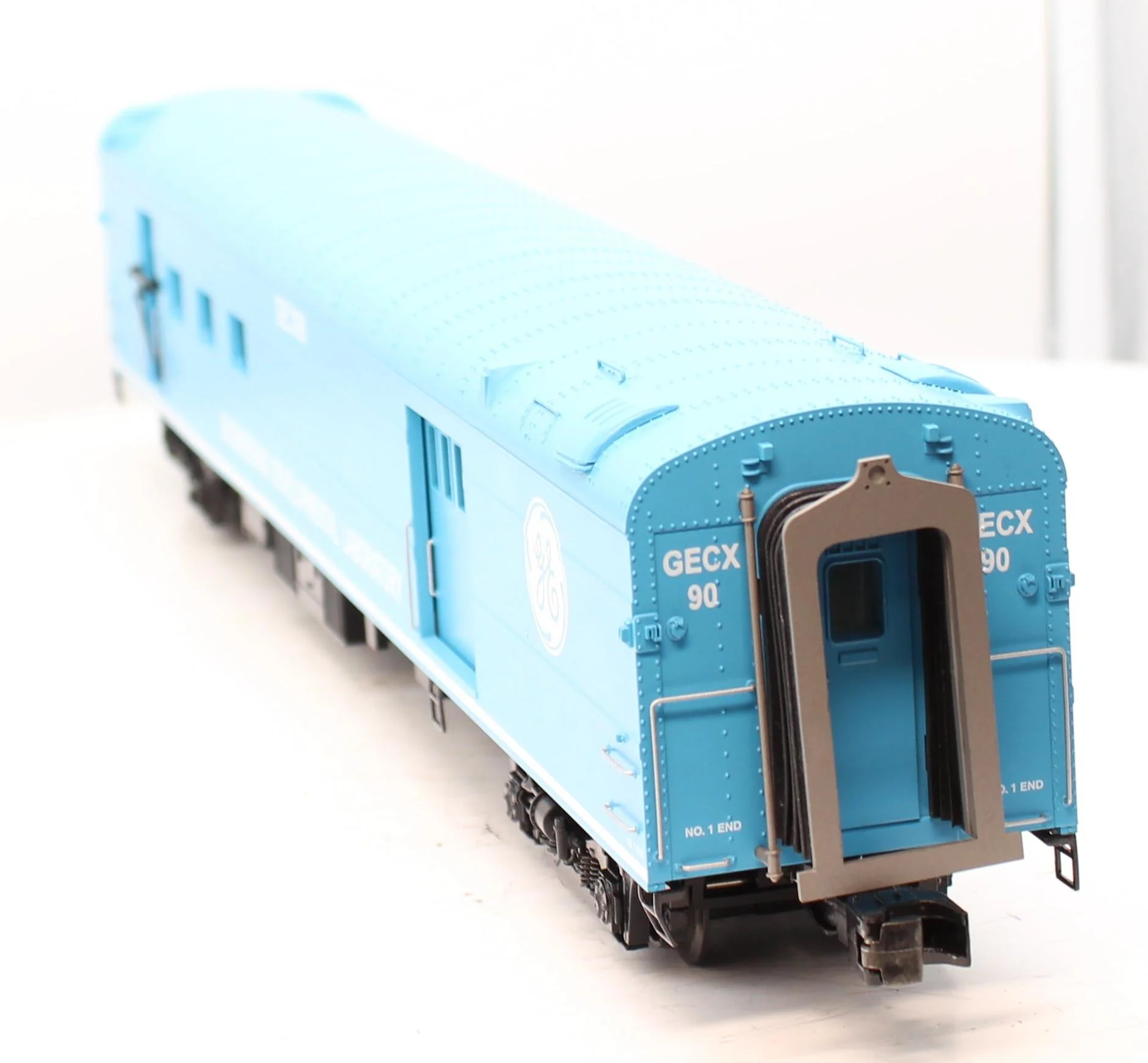 MTH 20-2986A GE Evolution 70' Streamline RPO Passenger Car Premier O Scale Like New limited - Image 6