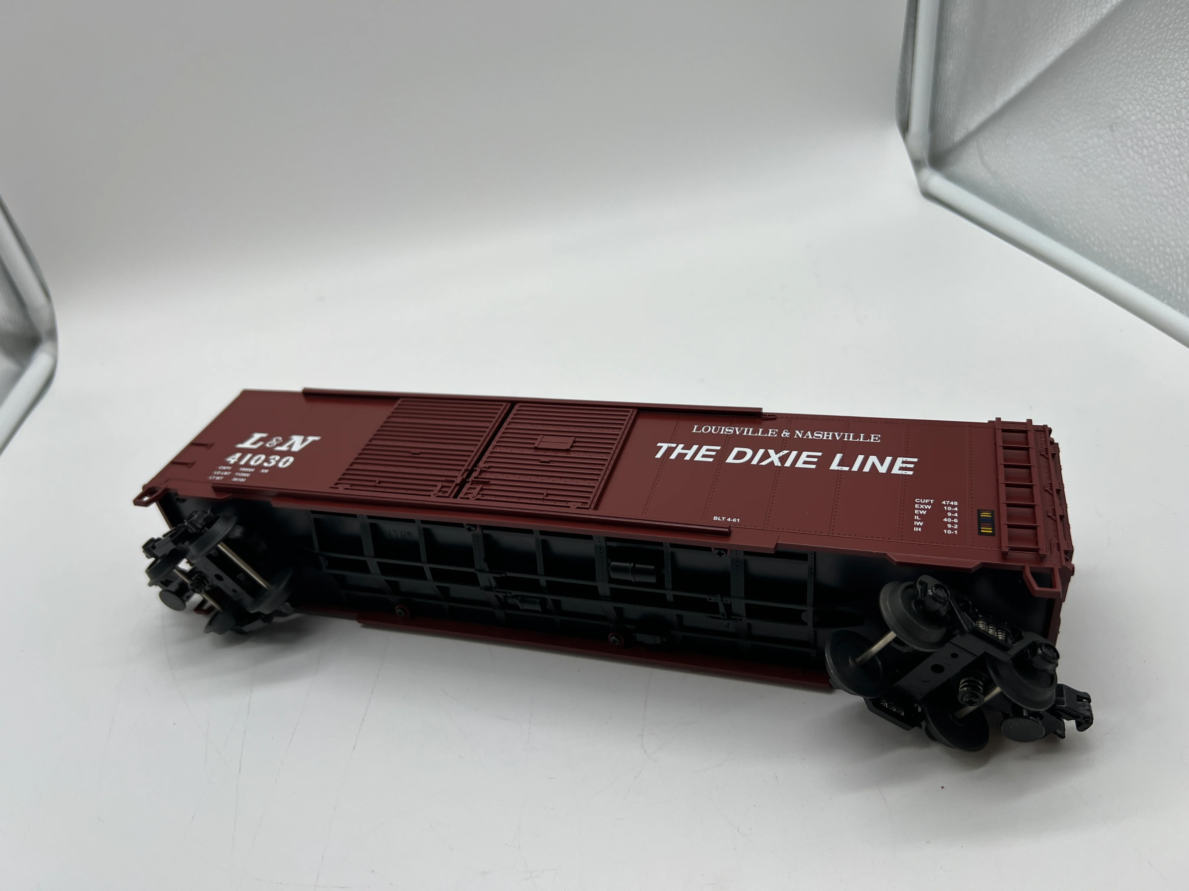 MTH 20-93013  Louisville and Nashville 50' double door boxcar #41030 O SCALE Like New - Image 9
